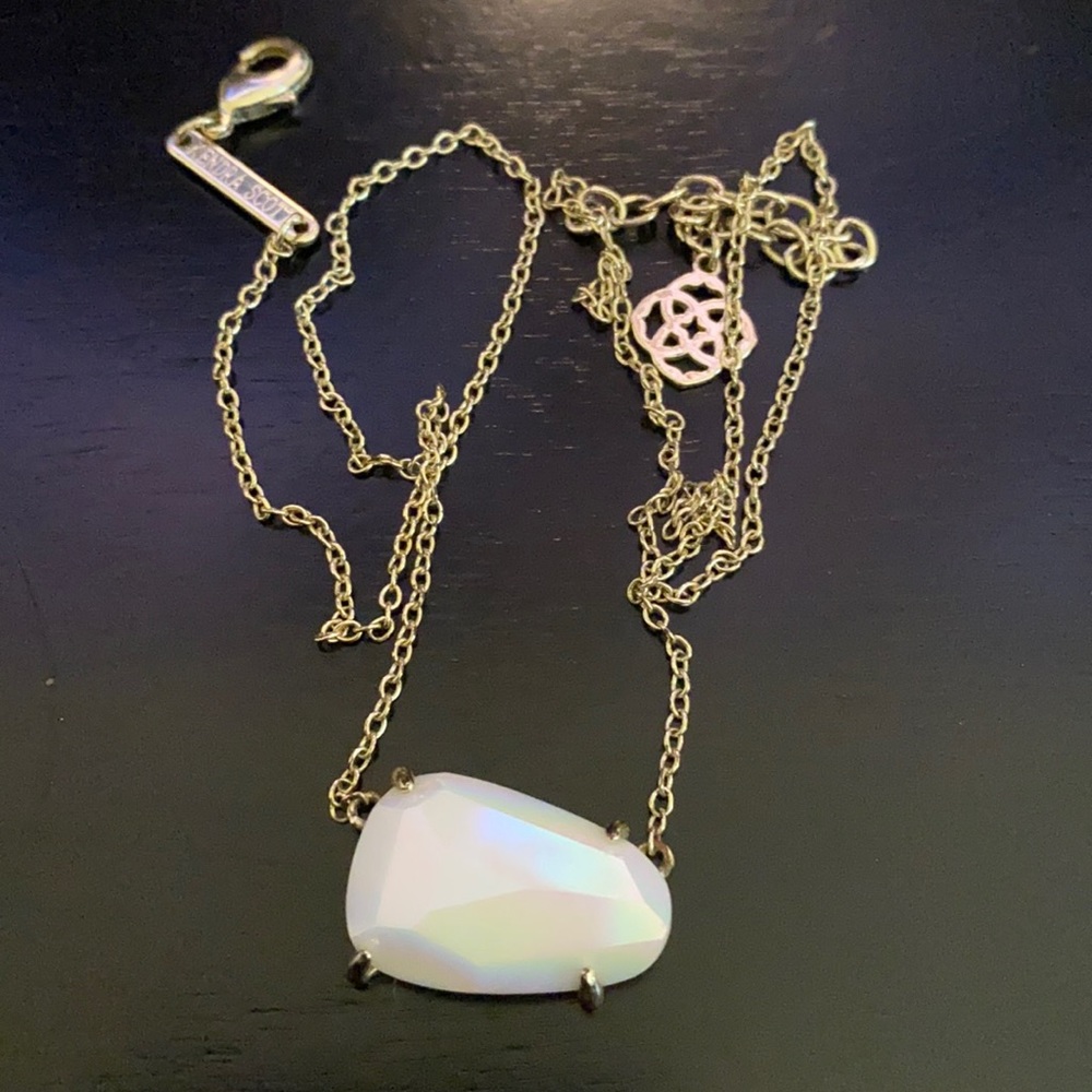 Kendra Scott Necklace